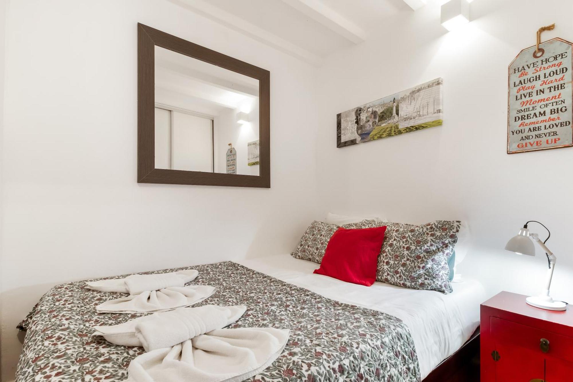 024 B - Cosy Retreat In Madragoa -lisbon